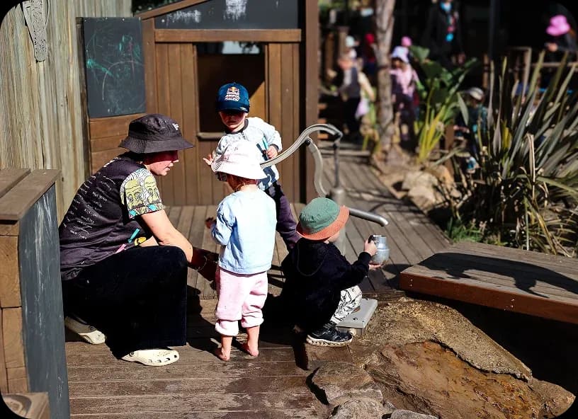 /uploads/elh_spring_farm_childcare_gallery_03_56705297c2.webp